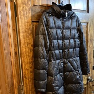 CALVIN KLEIN DOWN COAT PACKABLE LIGHTWEIGHT PREMIUM WITH HOOD SMALL, BLACK